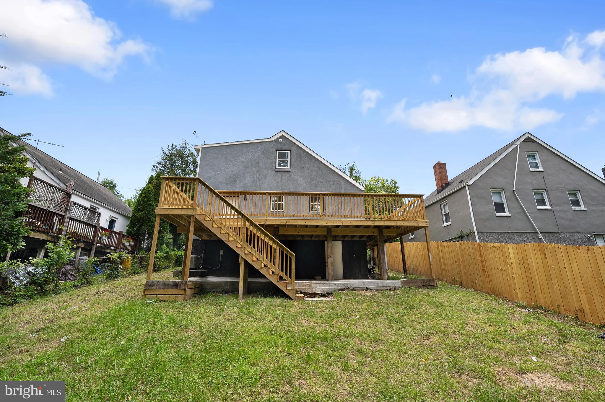 GARDENVILLE - Residential