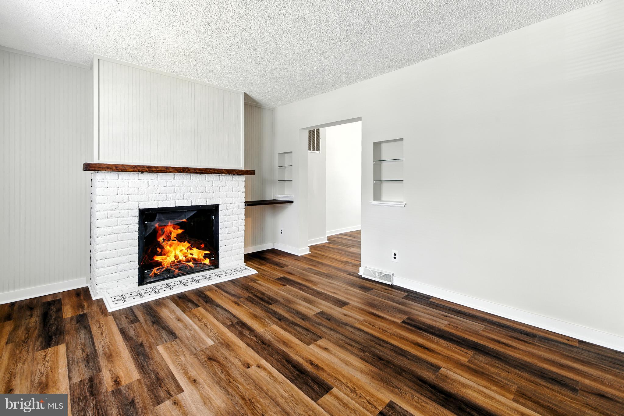610 BROADWAY