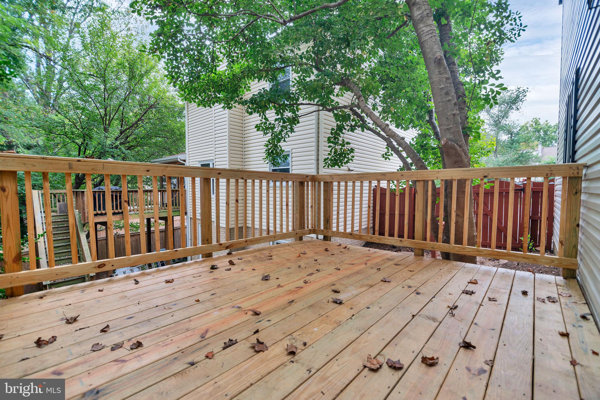 WAVERLY EAST - Residential