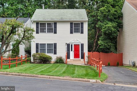 5809 SHANA PLACE BURKE VA 22015