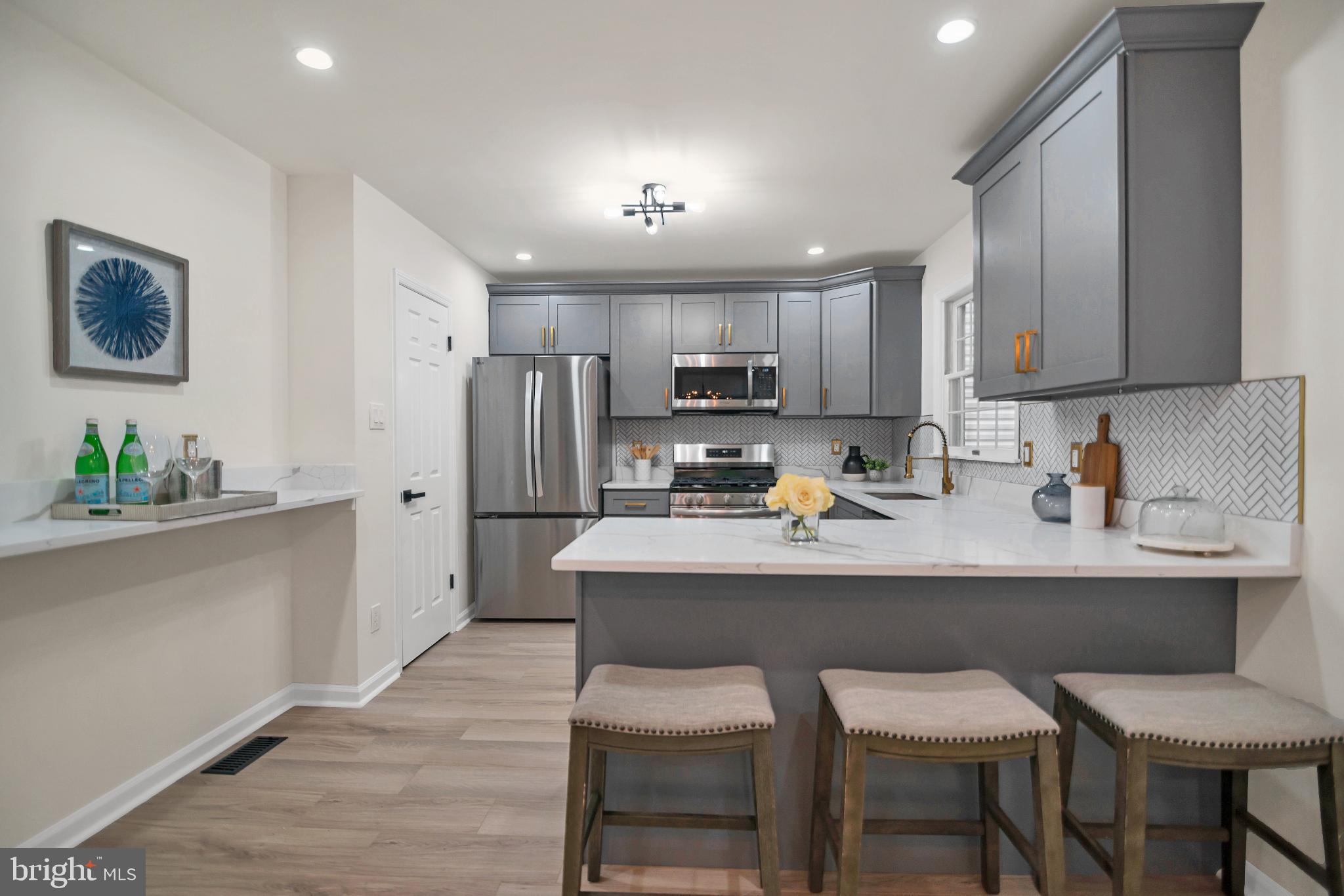 WAVERLY EAST - Residential