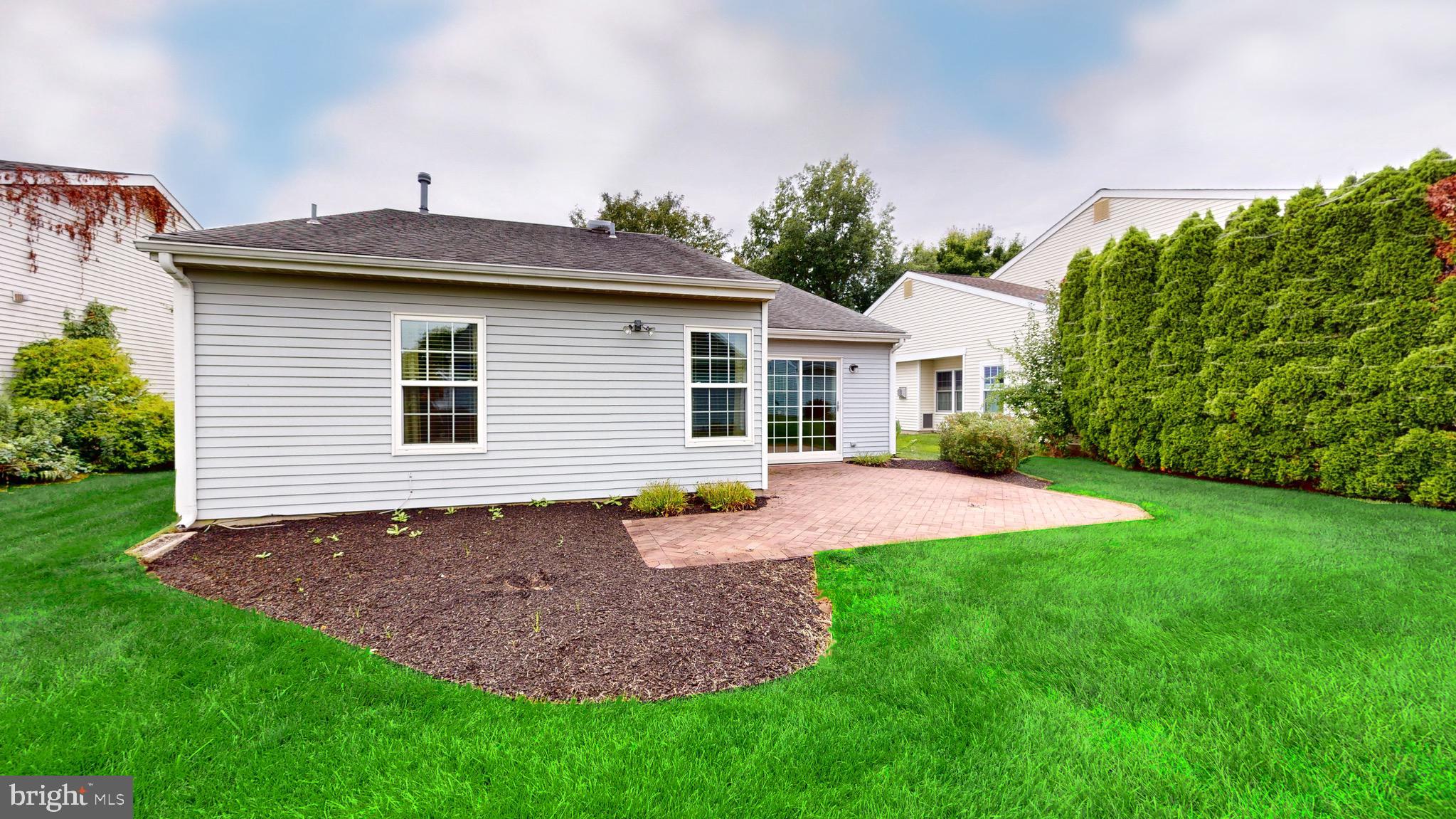 631 CASCADE DRIVE S