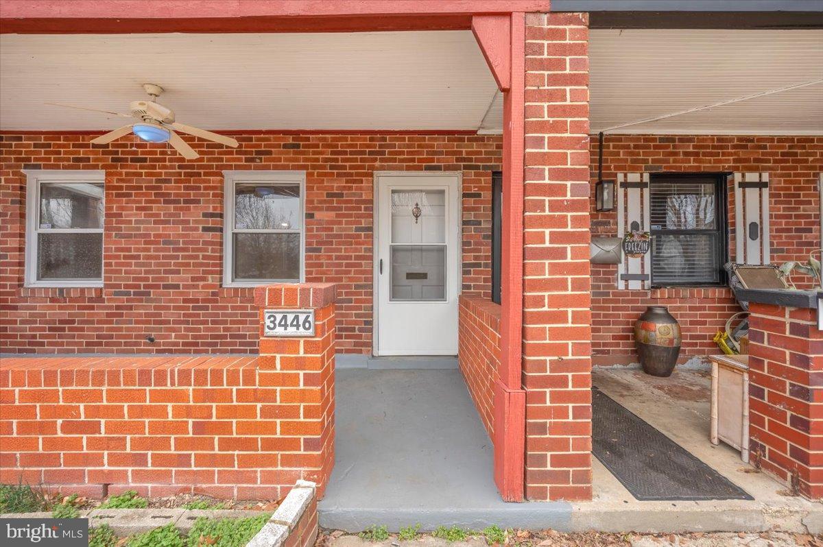 3446 DIX STREET NE