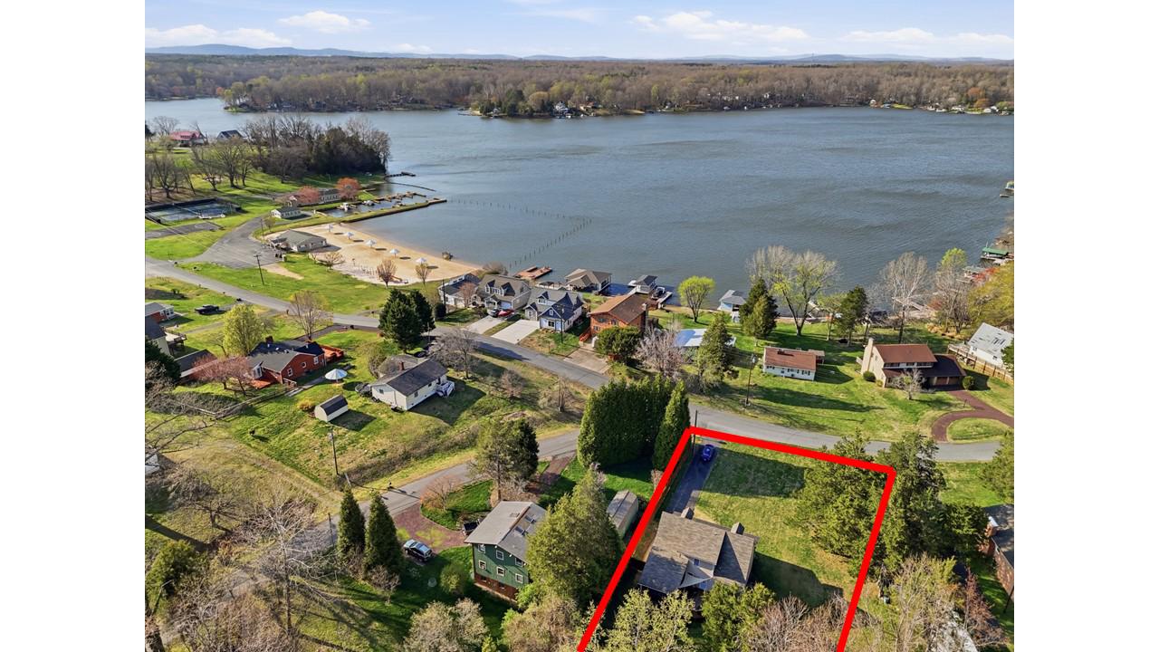 BLUE RIDGE SHORES - Residential