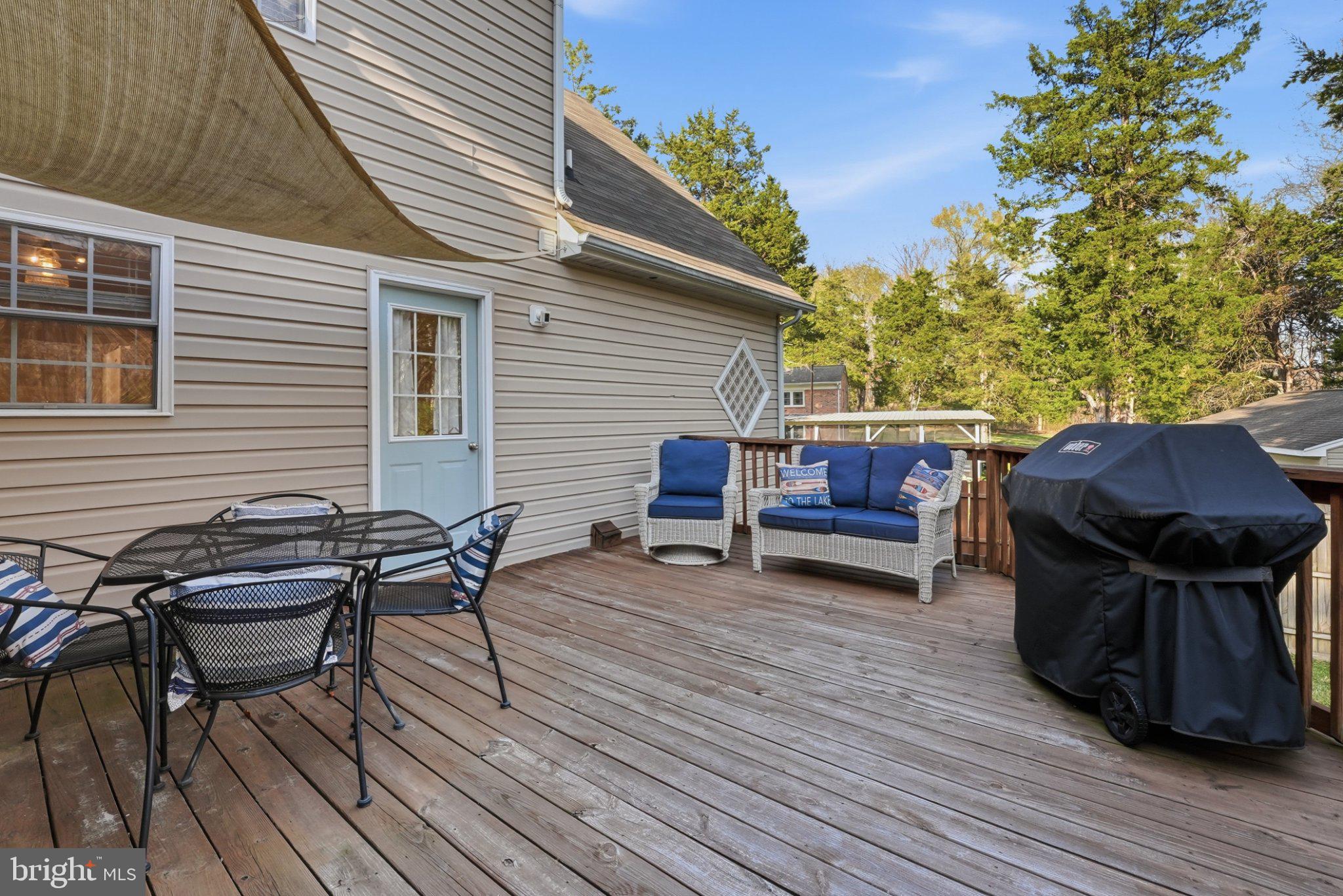 BLUE RIDGE SHORES - Residential