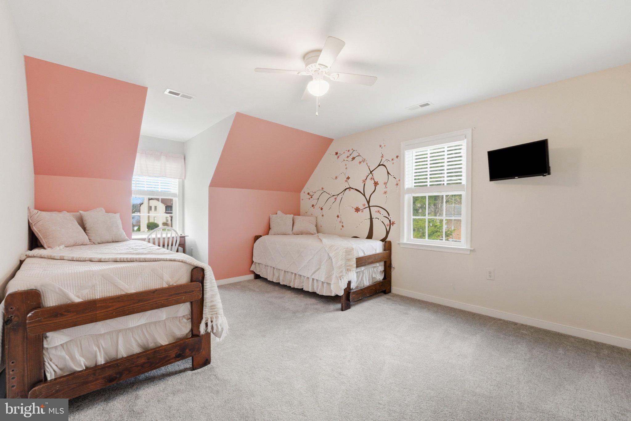 BLUE RIDGE SHORES - Residential