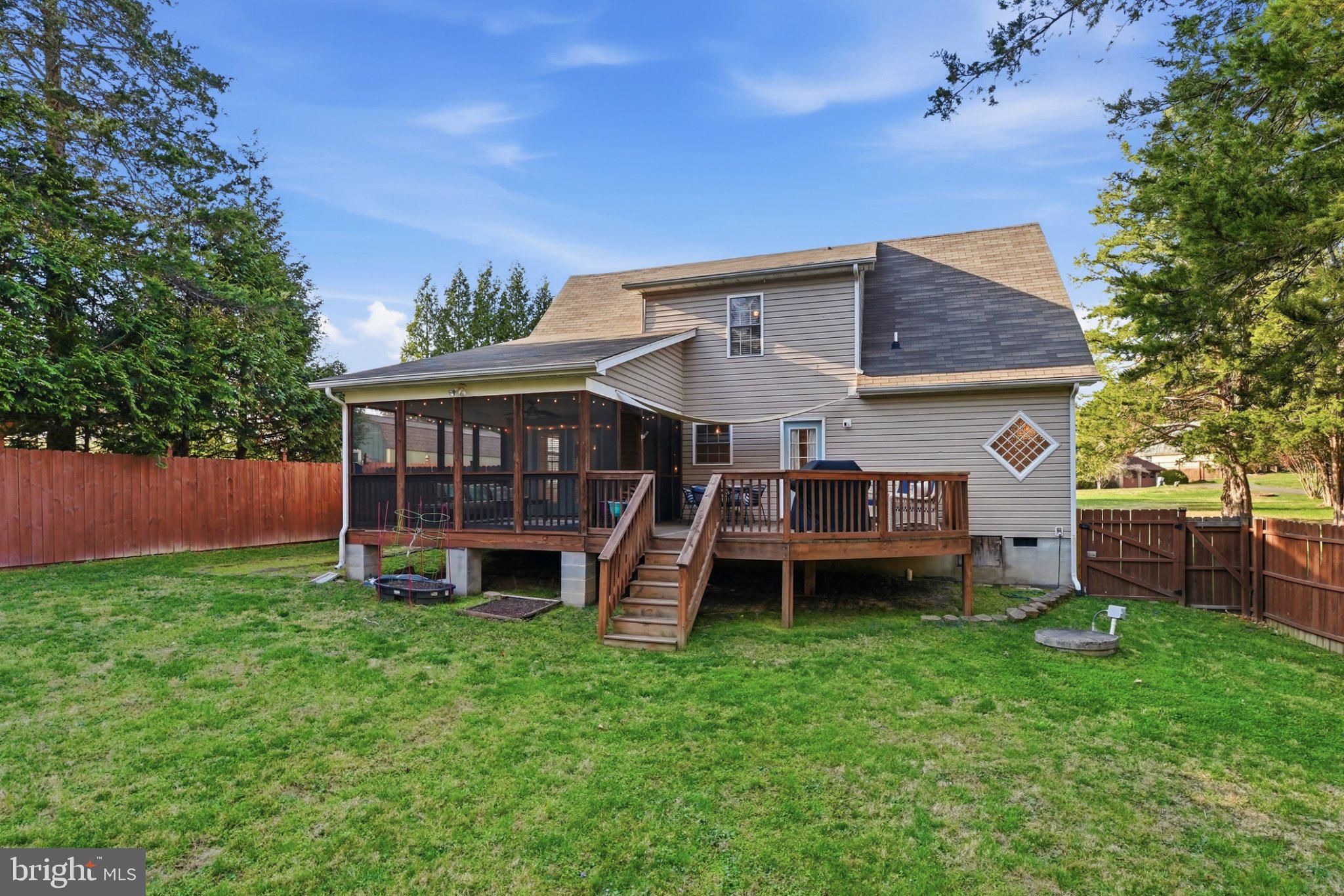 BLUE RIDGE SHORES - Residential