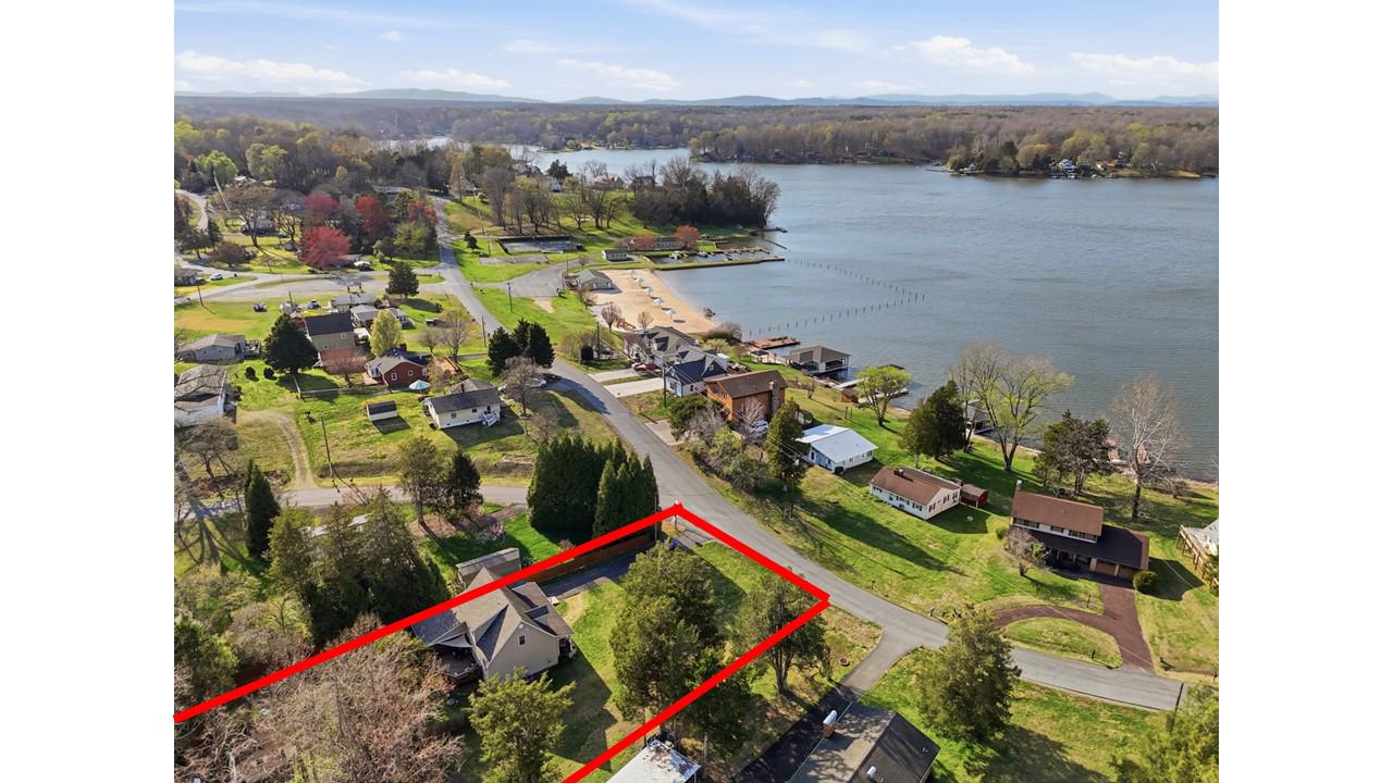 BLUE RIDGE SHORES - Residential