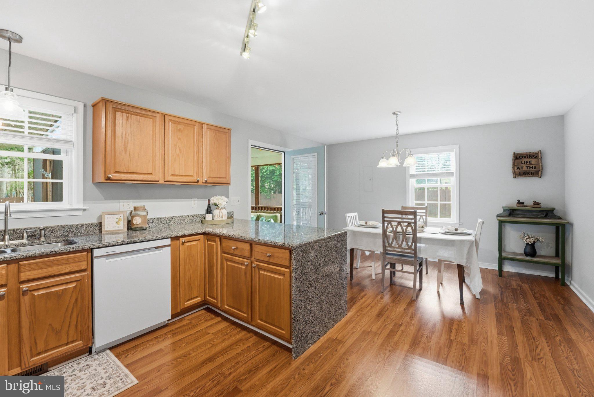 BLUE RIDGE SHORES - Residential