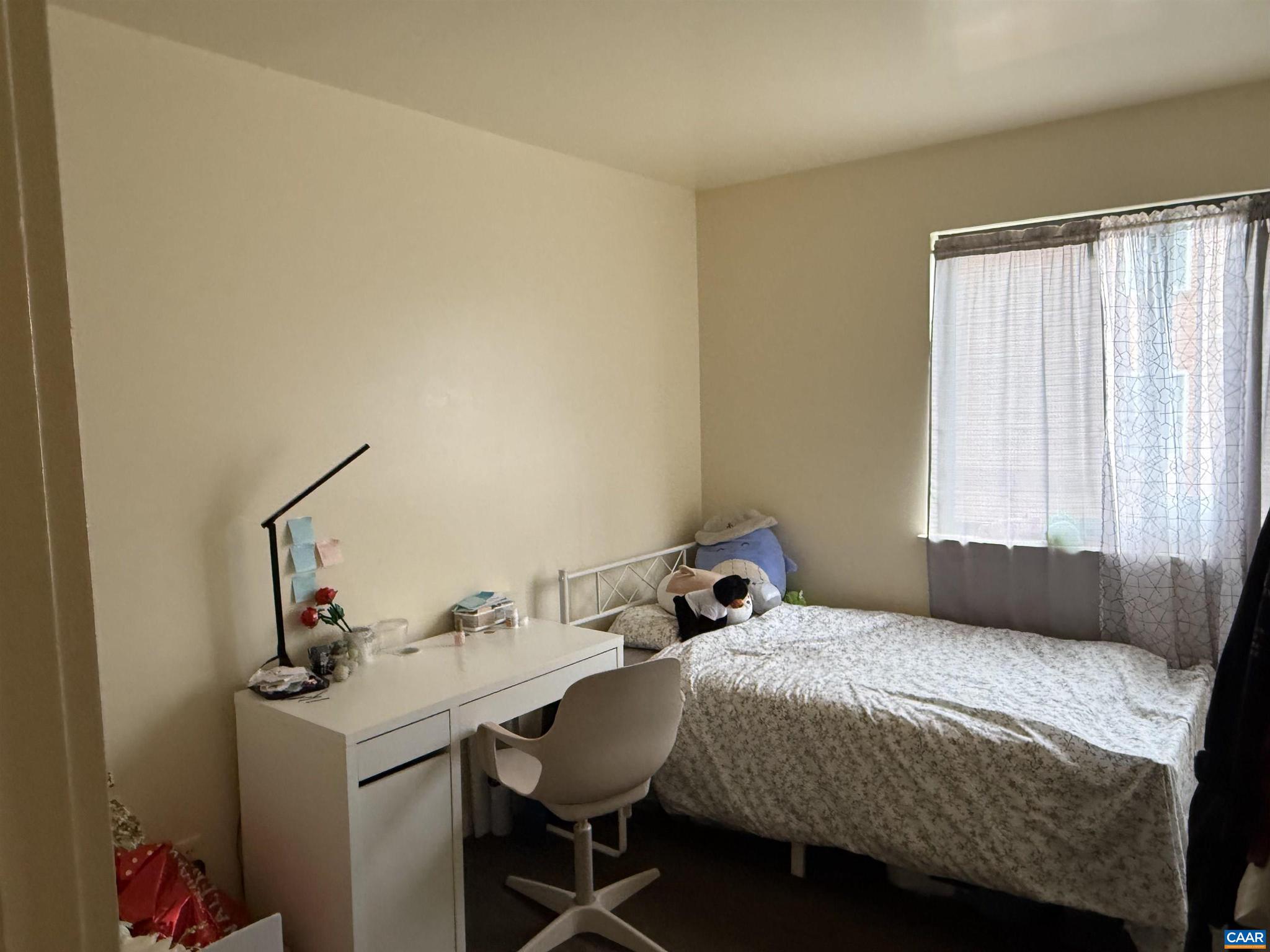 JEFFERSON PARK - Residential Income