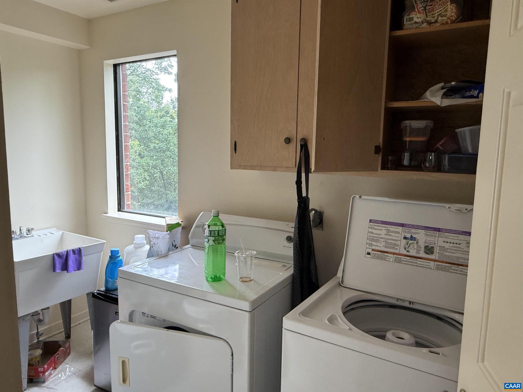 JEFFERSON PARK - Residential Income