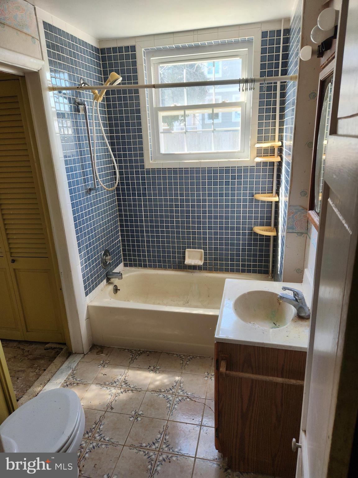 BAYSIDE BEACH - Residential