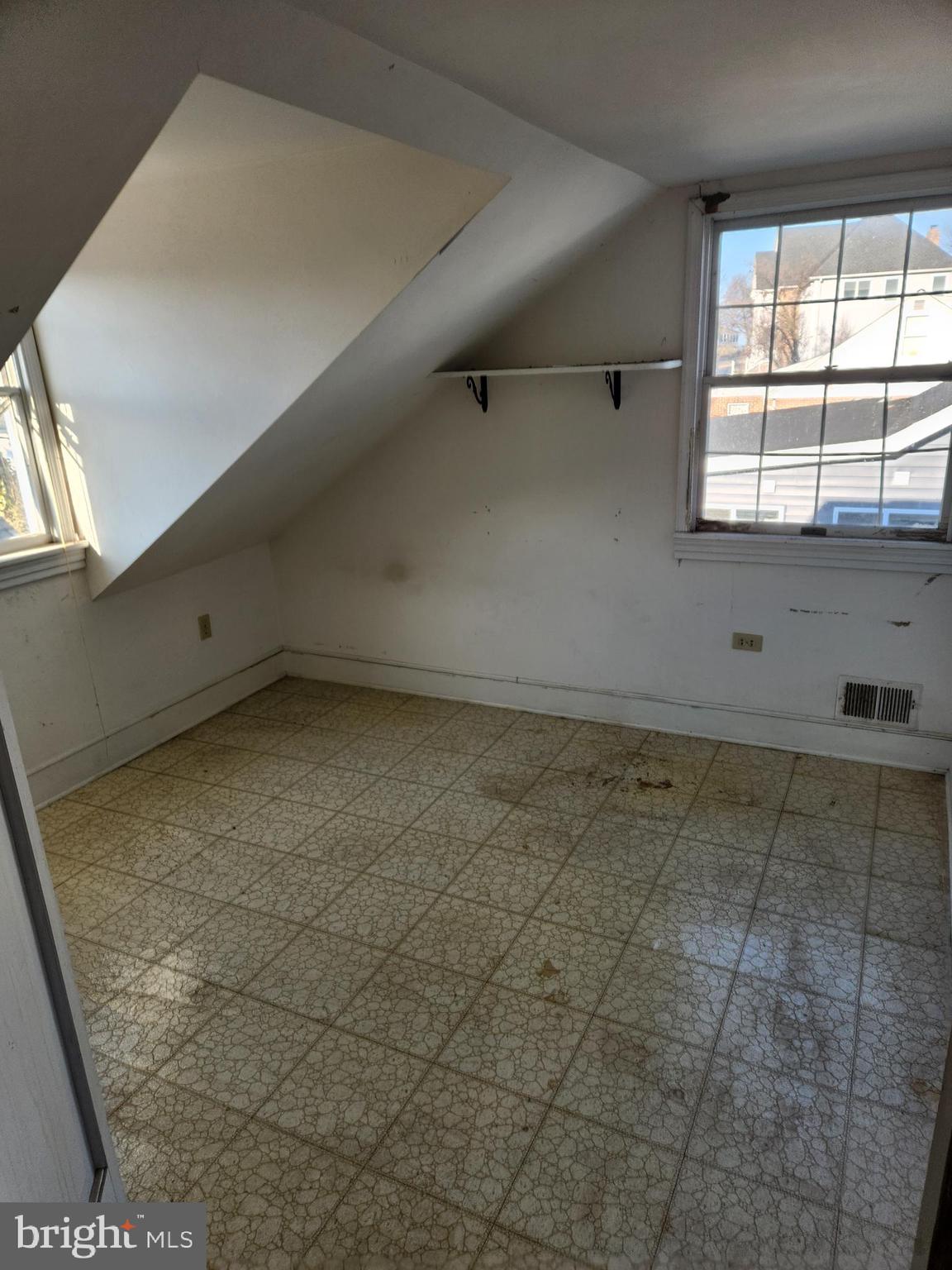 BAYSIDE BEACH - Residential