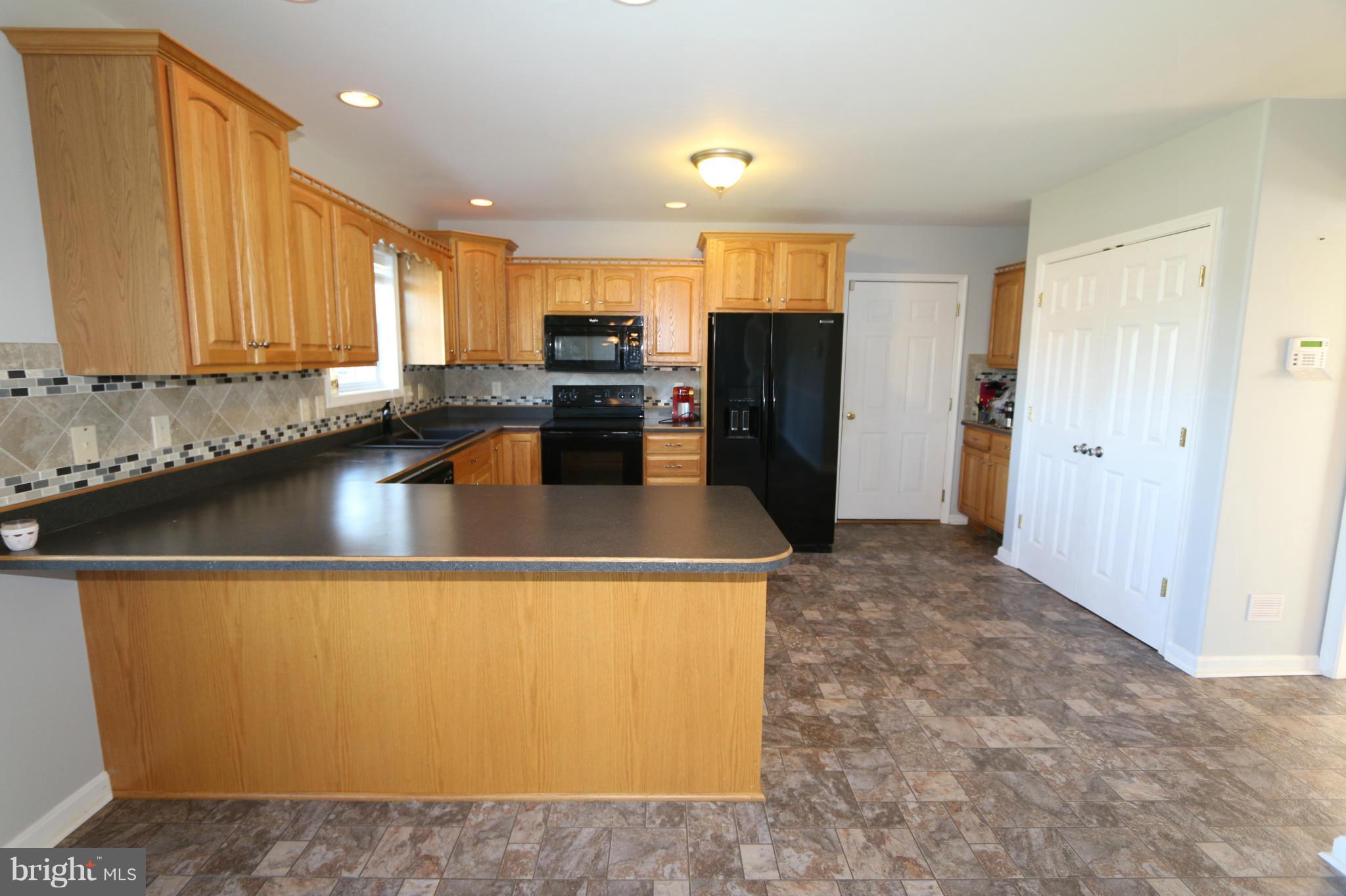MOSS SPRING ESTATES - Residential