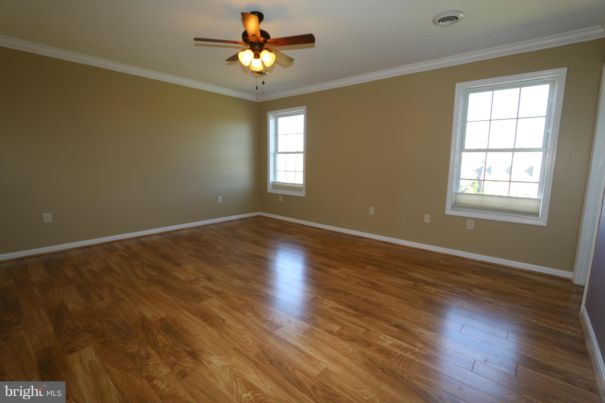 MOSS SPRING ESTATES - Residential