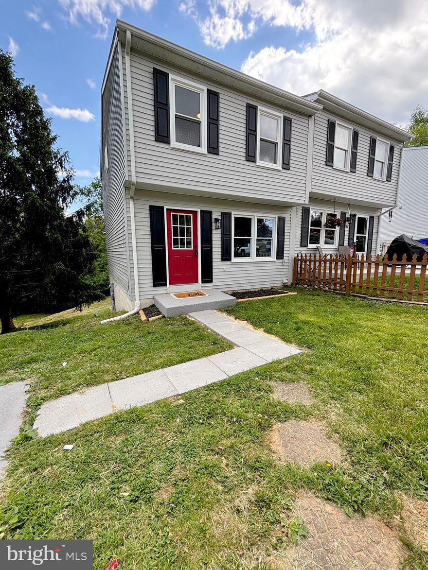 RARE! 3 Level end unit WITH LAND!! Updated top to bottom and ready to move in. This home features new windows, doors and hardware, fresh paint, beautiful new kitchen, updated bathrooms and more. The unfinished walk-out basement offers 9ft+ ceiling height and is ready for your finishing touches. You won't find another attached home quite like this with its huge rear yard backing to woods and creek offering unique privacy with PRIVATE ACCESS TO A BEAUTIFUL NATURE TRAIL! No HOA!!