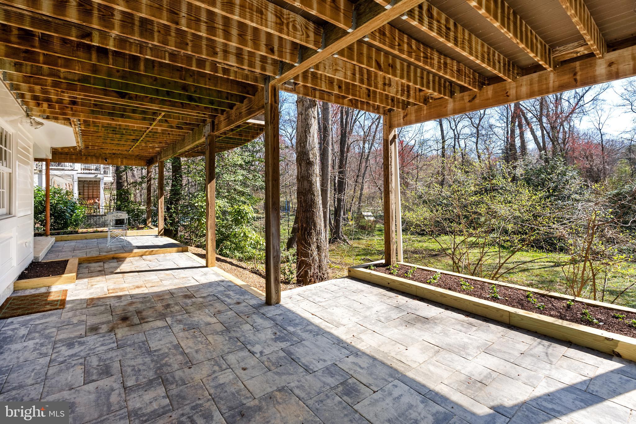 HOLLINDALE - Residential