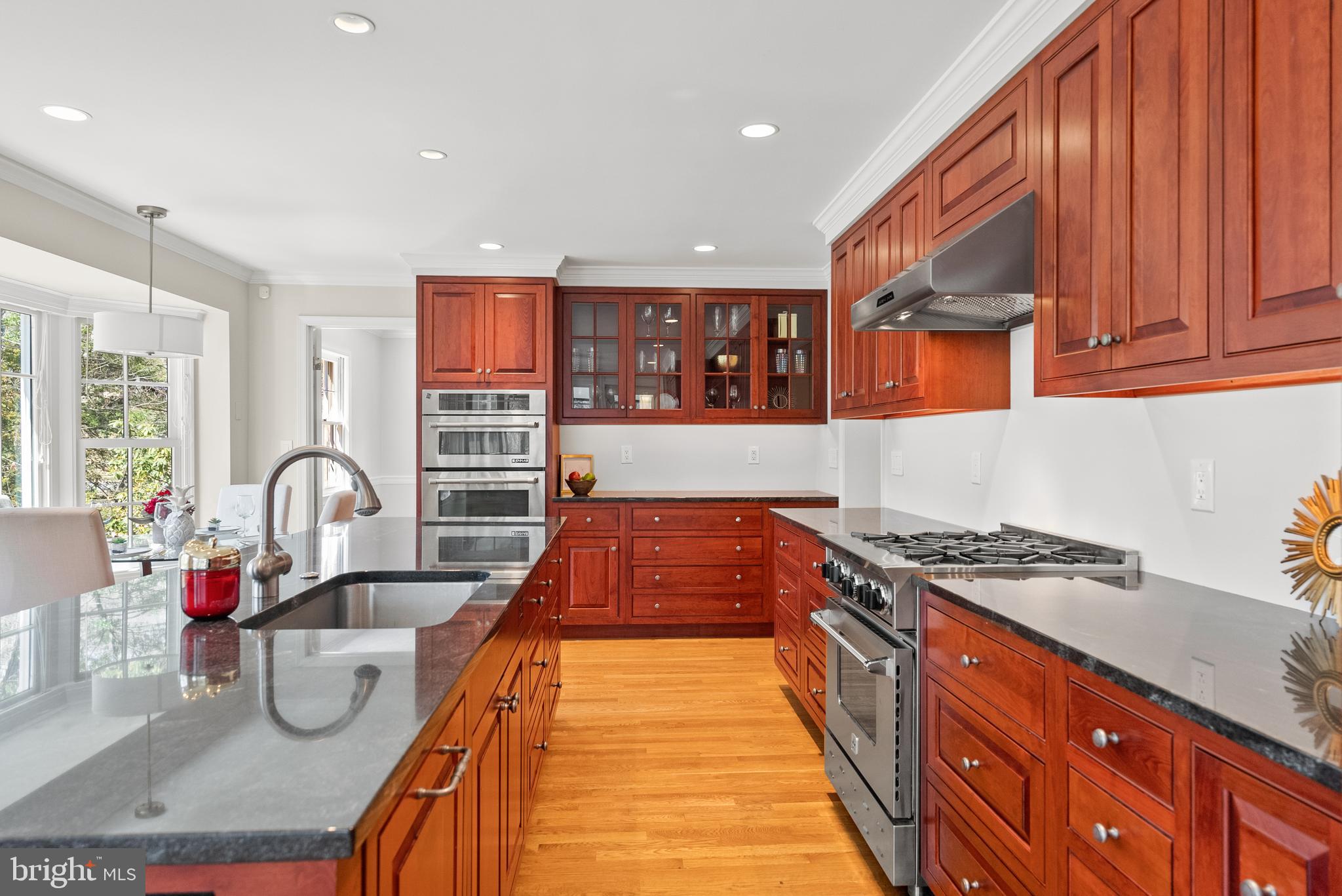 HOLLINDALE - Residential