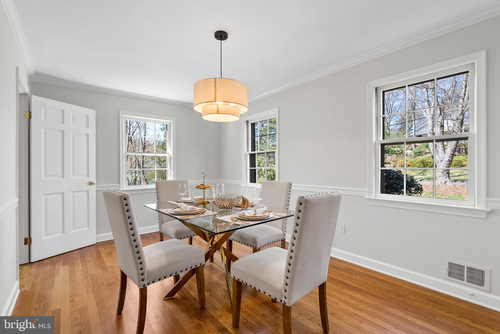 HOLLINDALE - Residential