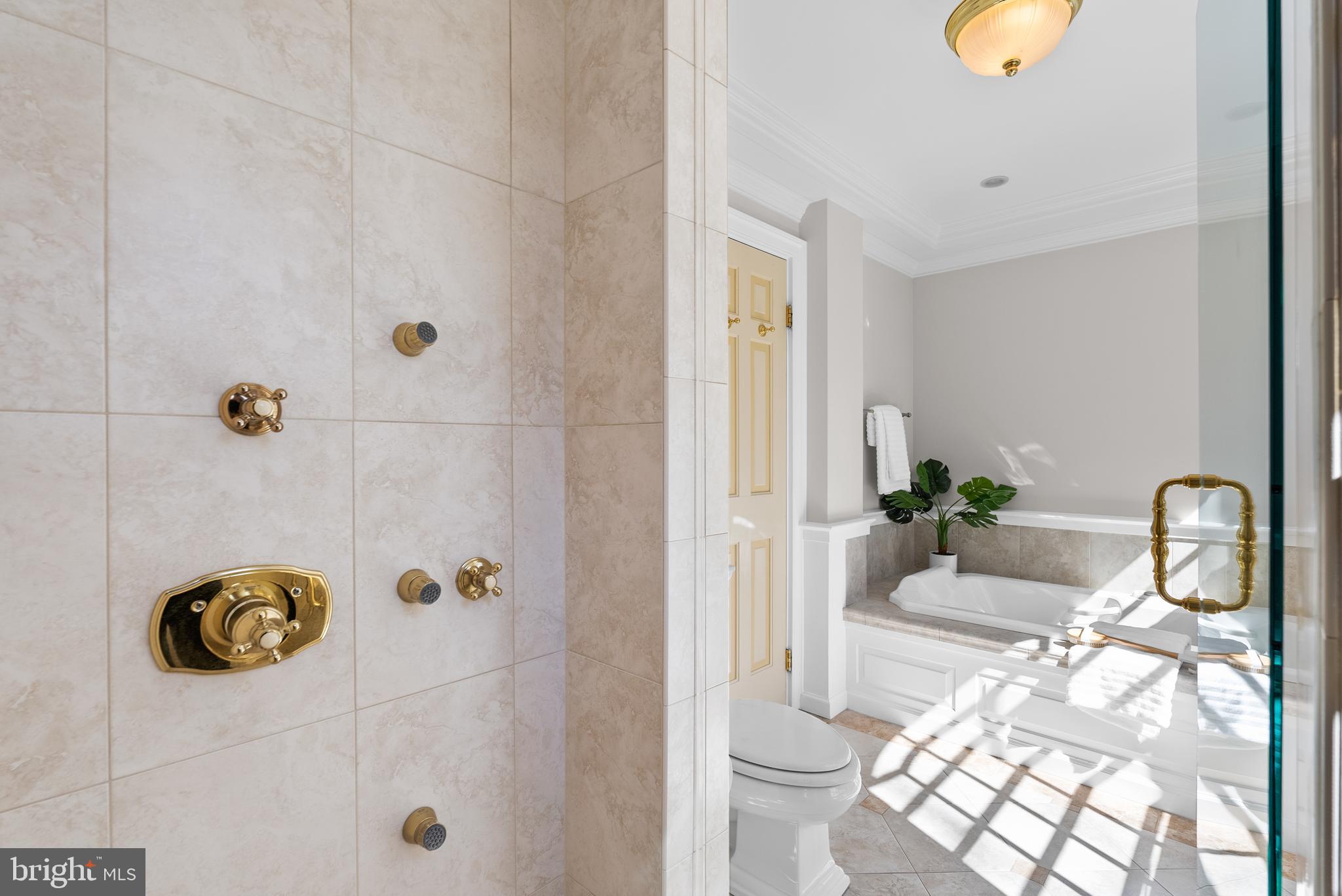 HOLLINDALE - Residential