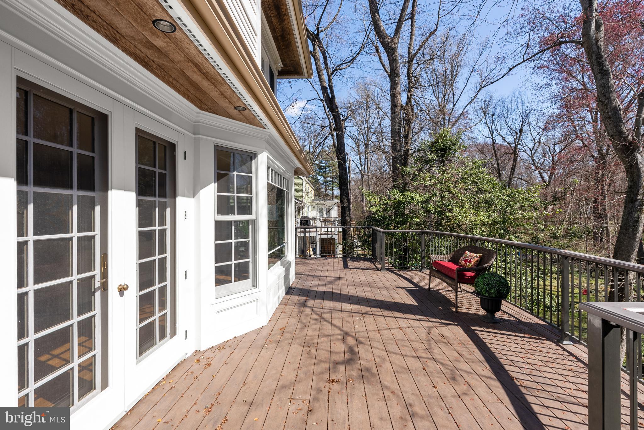 HOLLINDALE - Residential