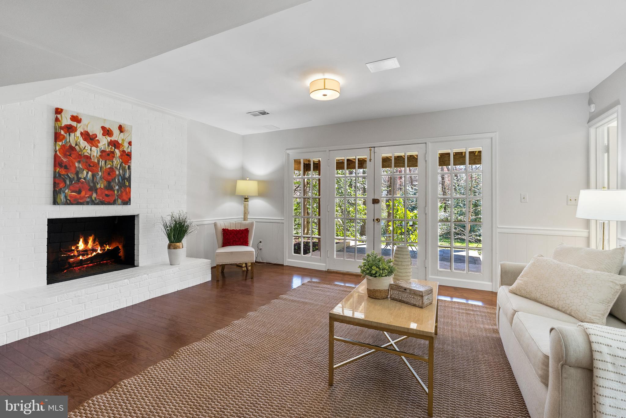 HOLLINDALE - Residential