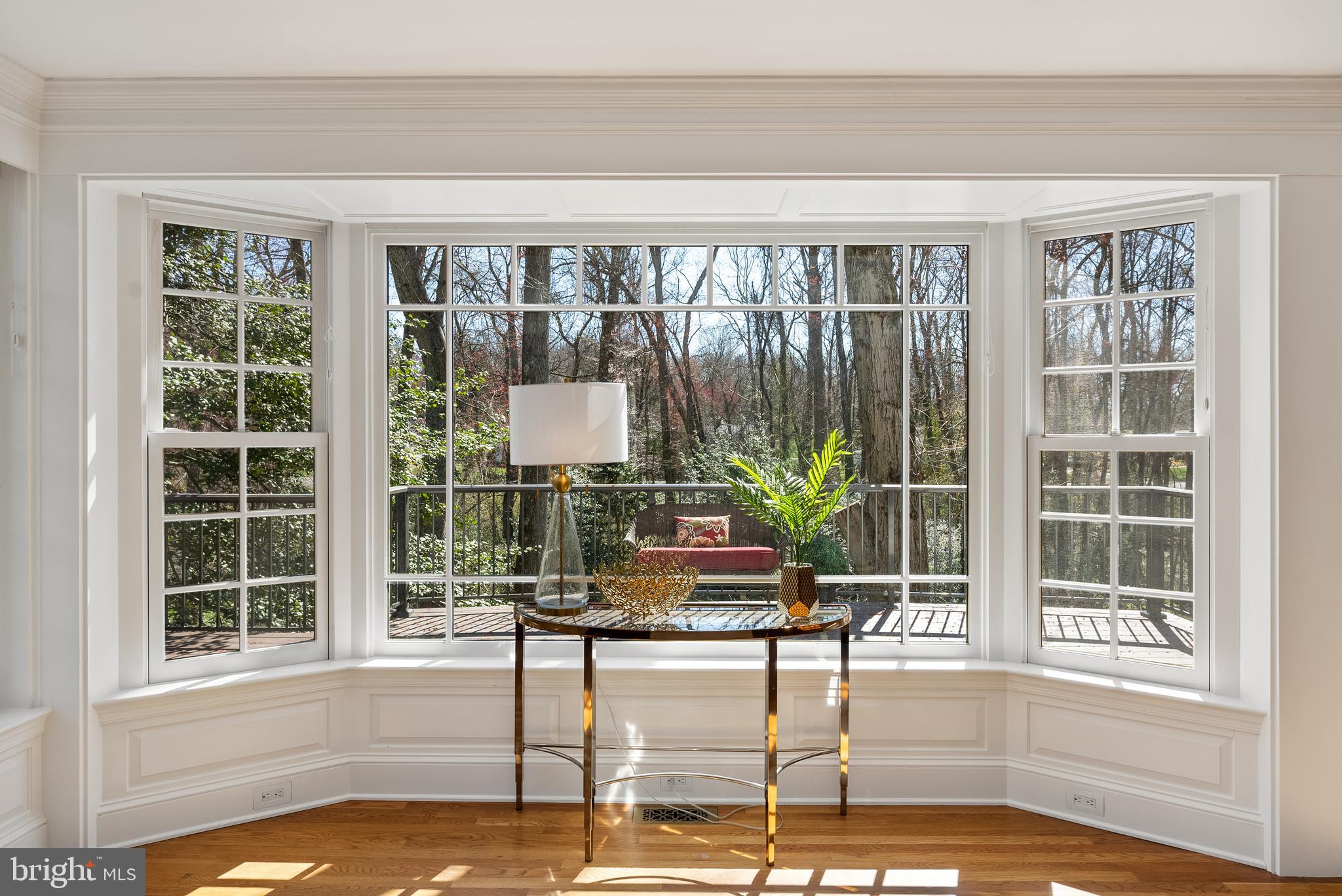 HOLLINDALE - Residential