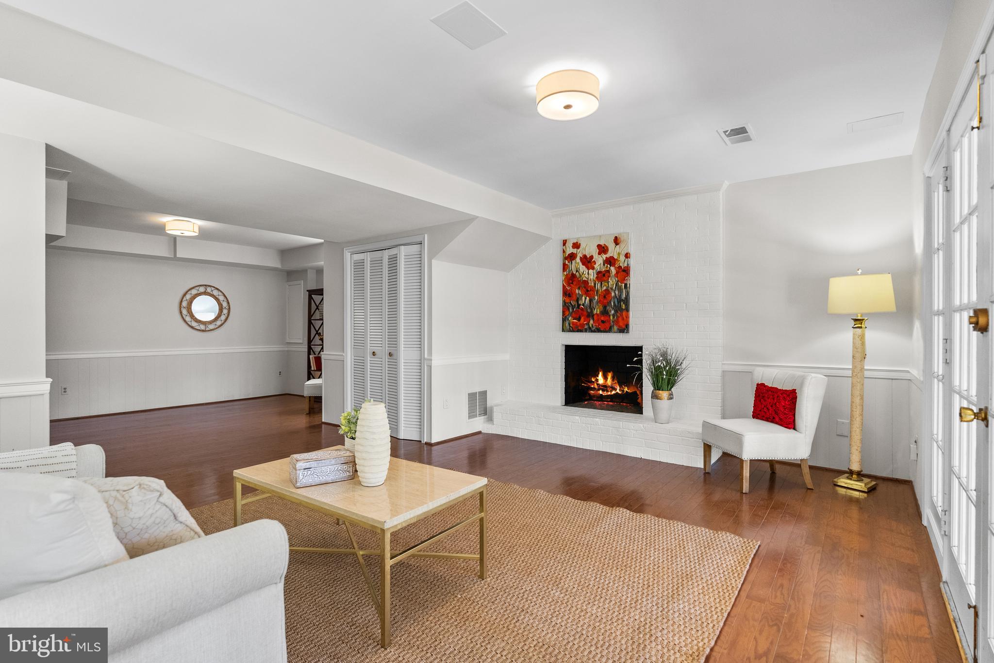 HOLLINDALE - Residential