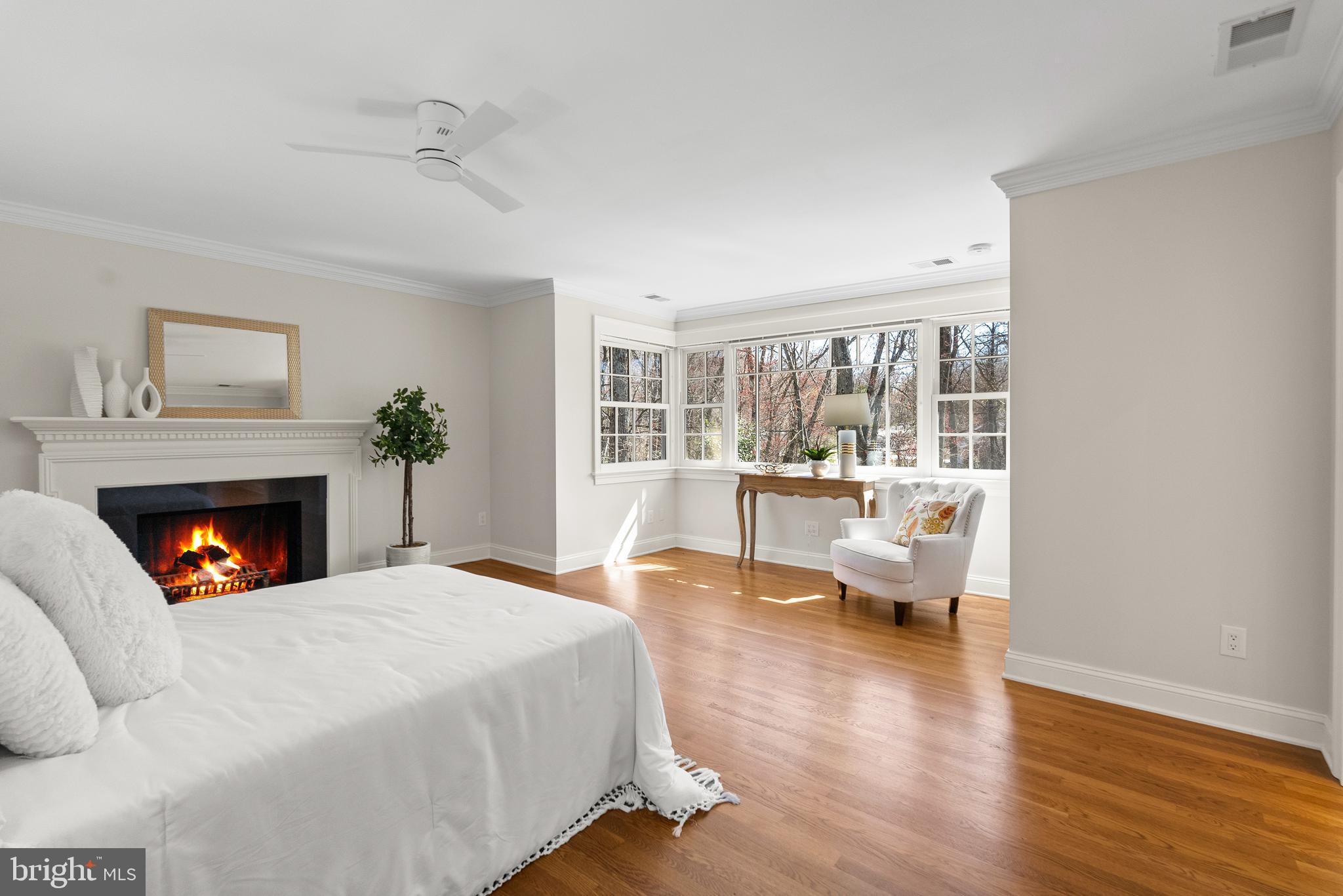 HOLLINDALE - Residential