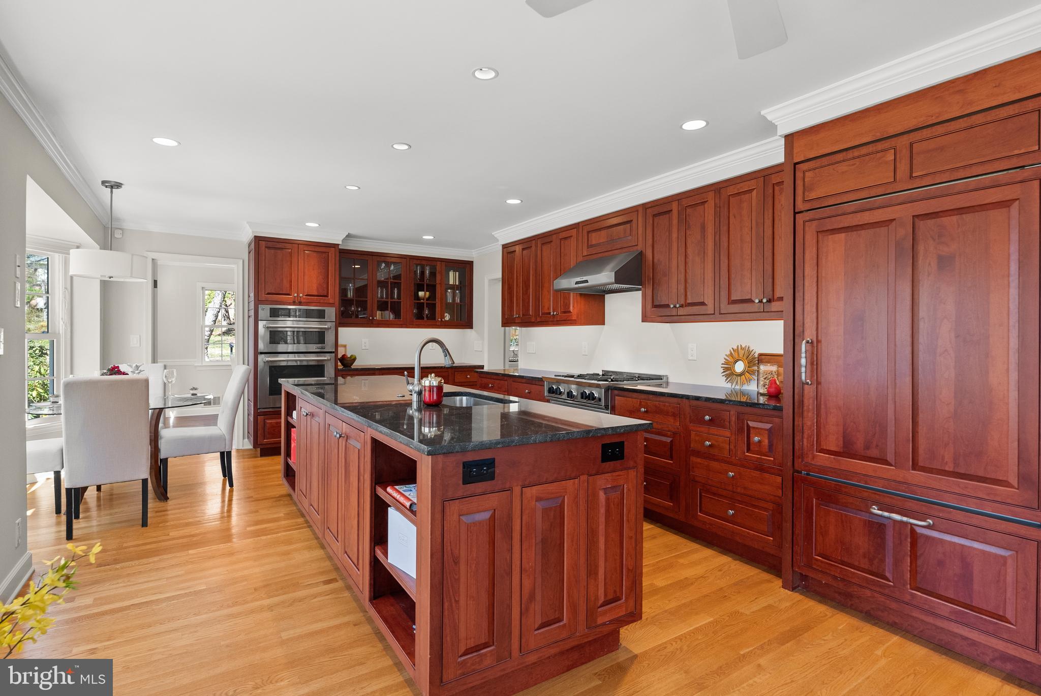 HOLLINDALE - Residential