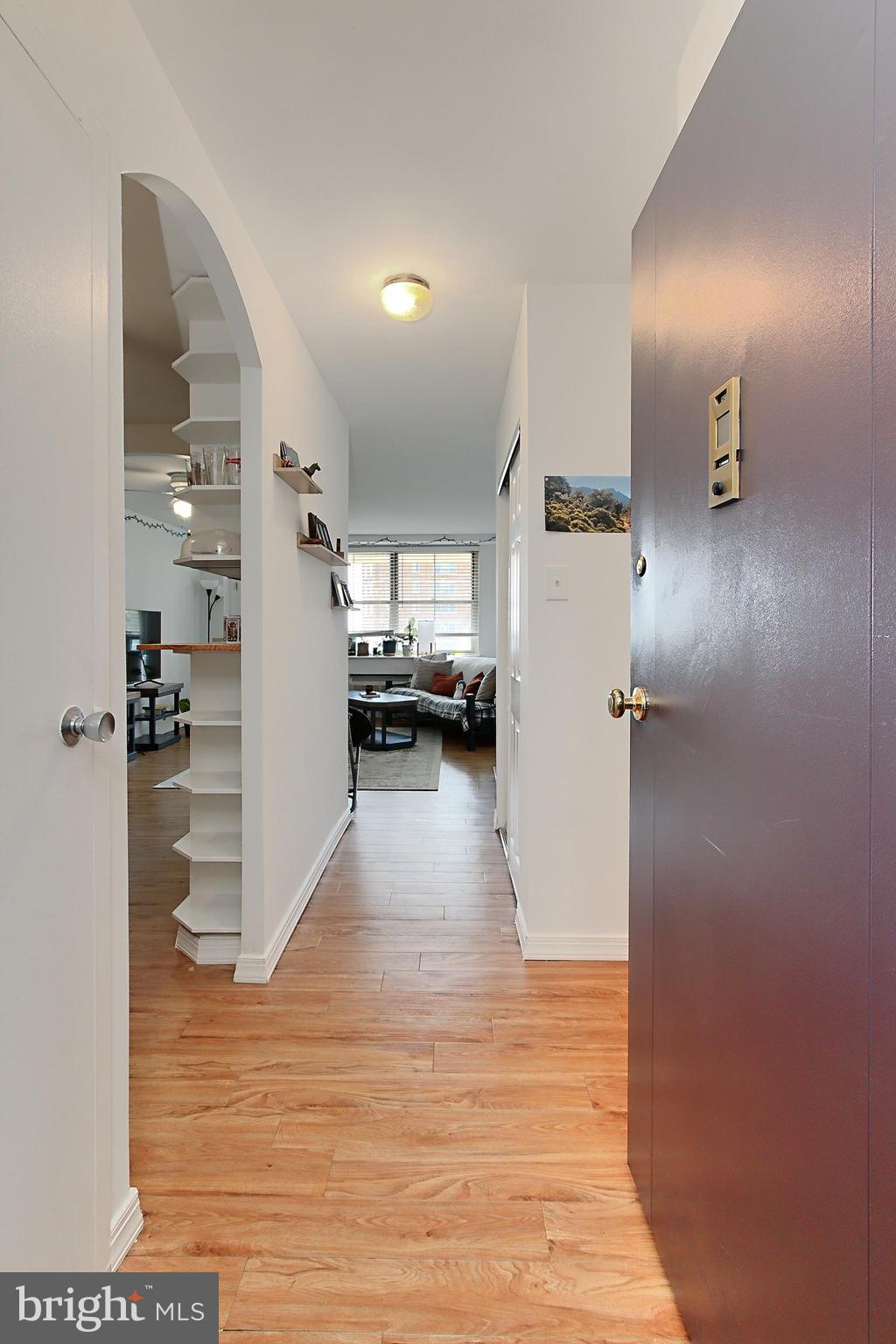 CIRCLE CONDOMINIUMS - Residential