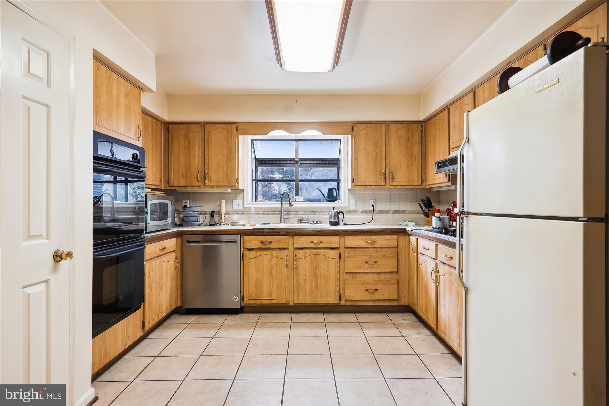 LOCUST GROVE - Residential