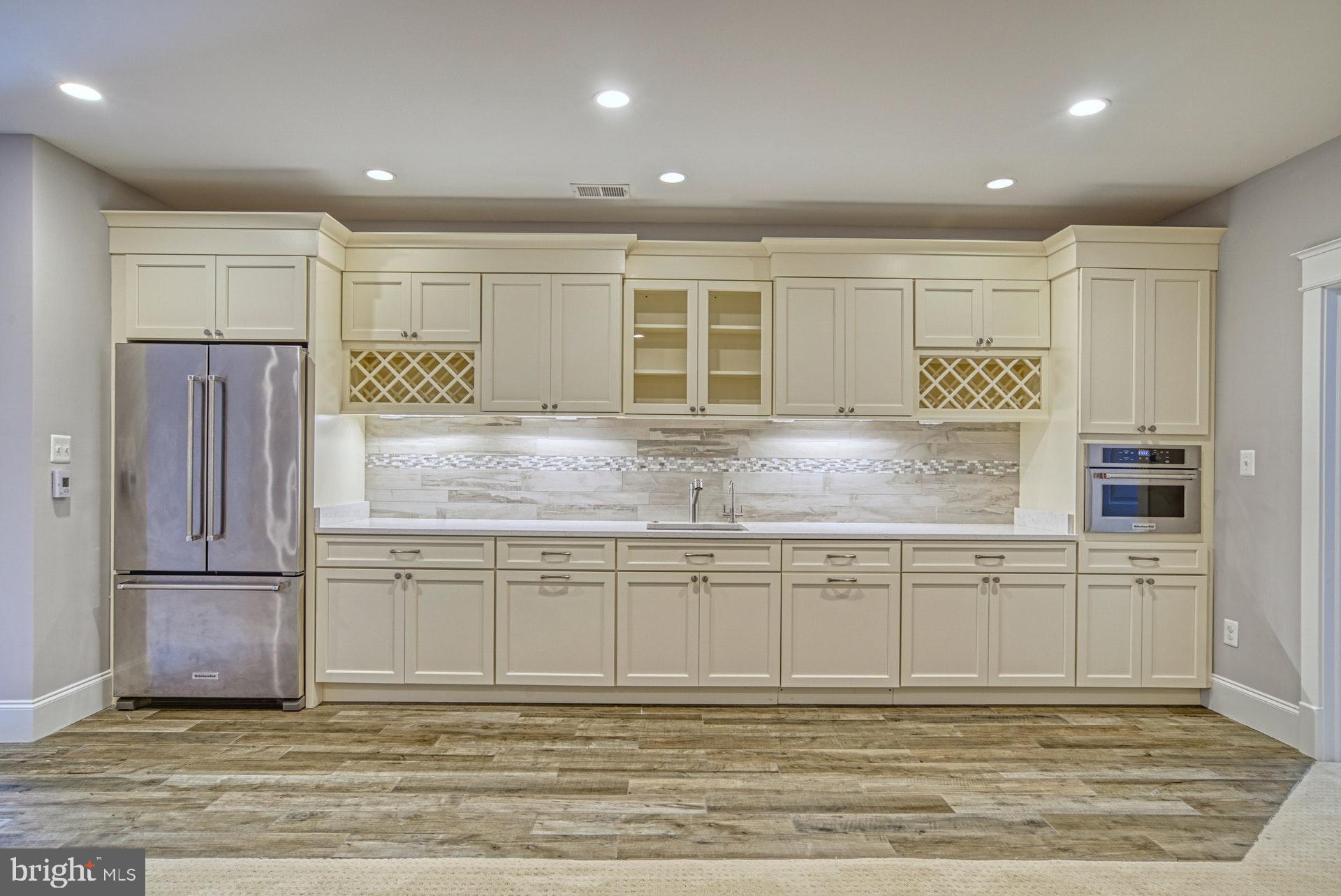 OAKWOOD - Residential