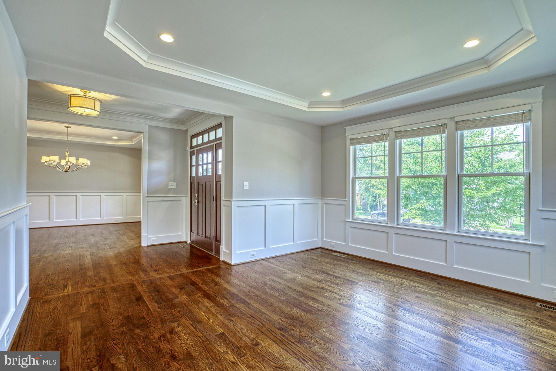 OAKWOOD - Residential