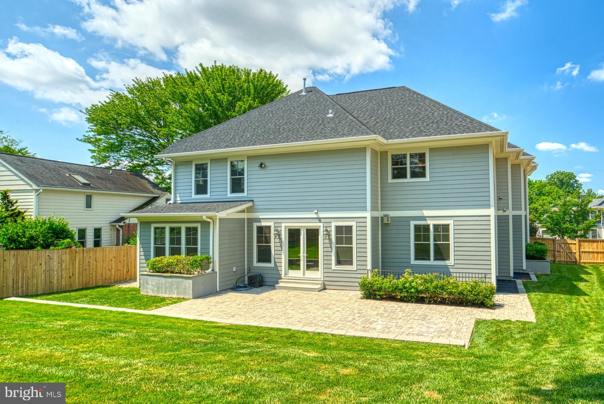 OAKWOOD - Residential