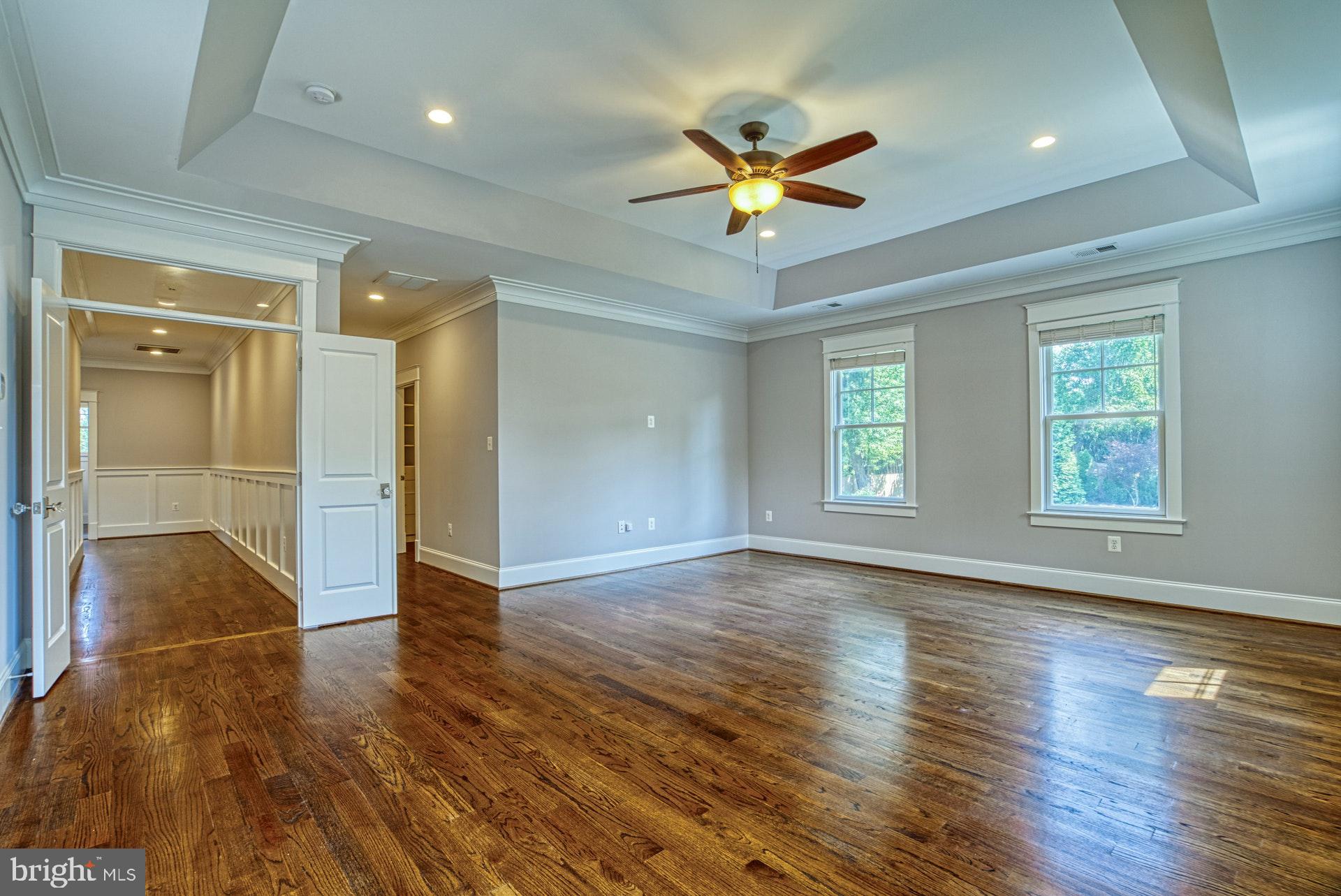 OAKWOOD - Residential