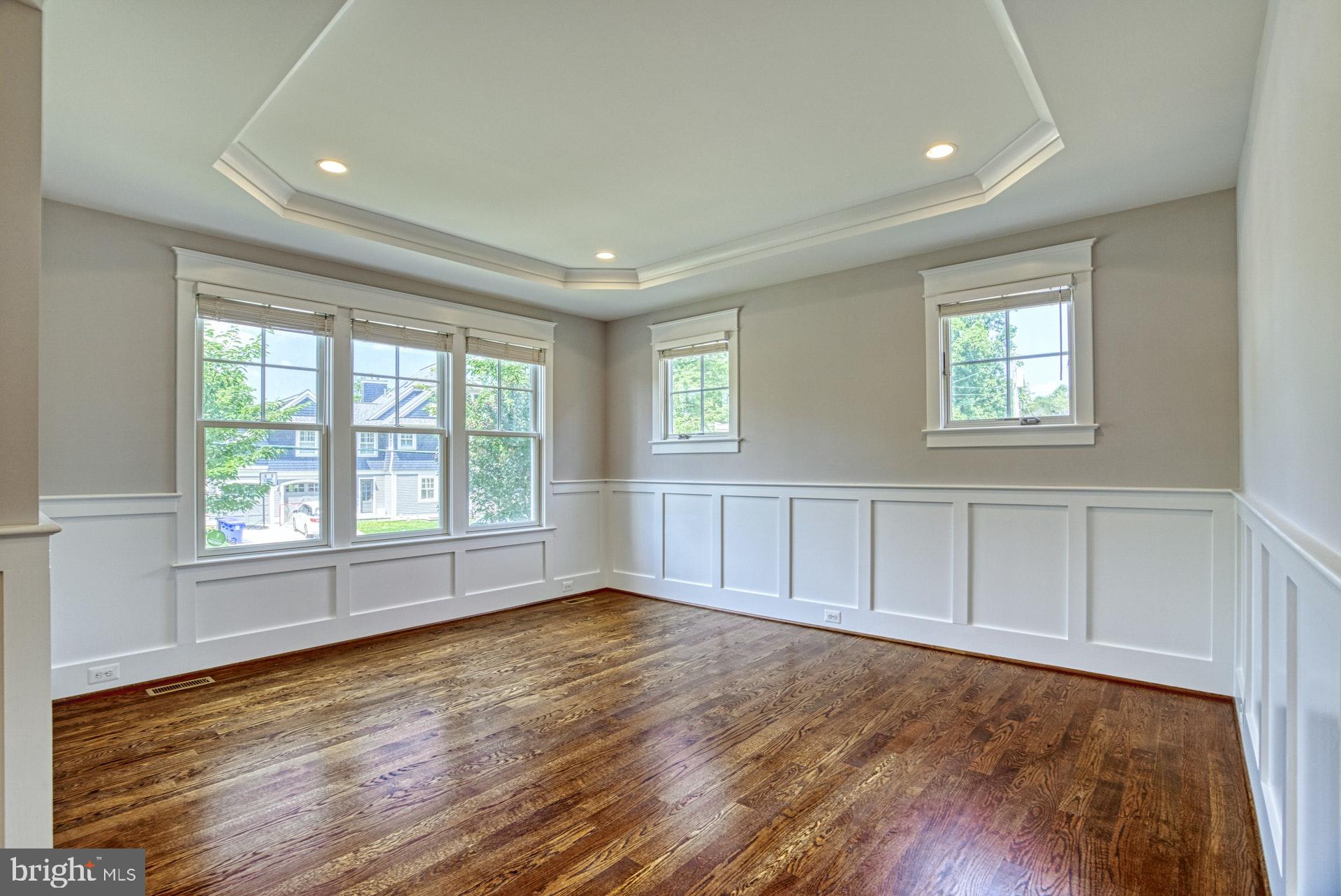 OAKWOOD - Residential