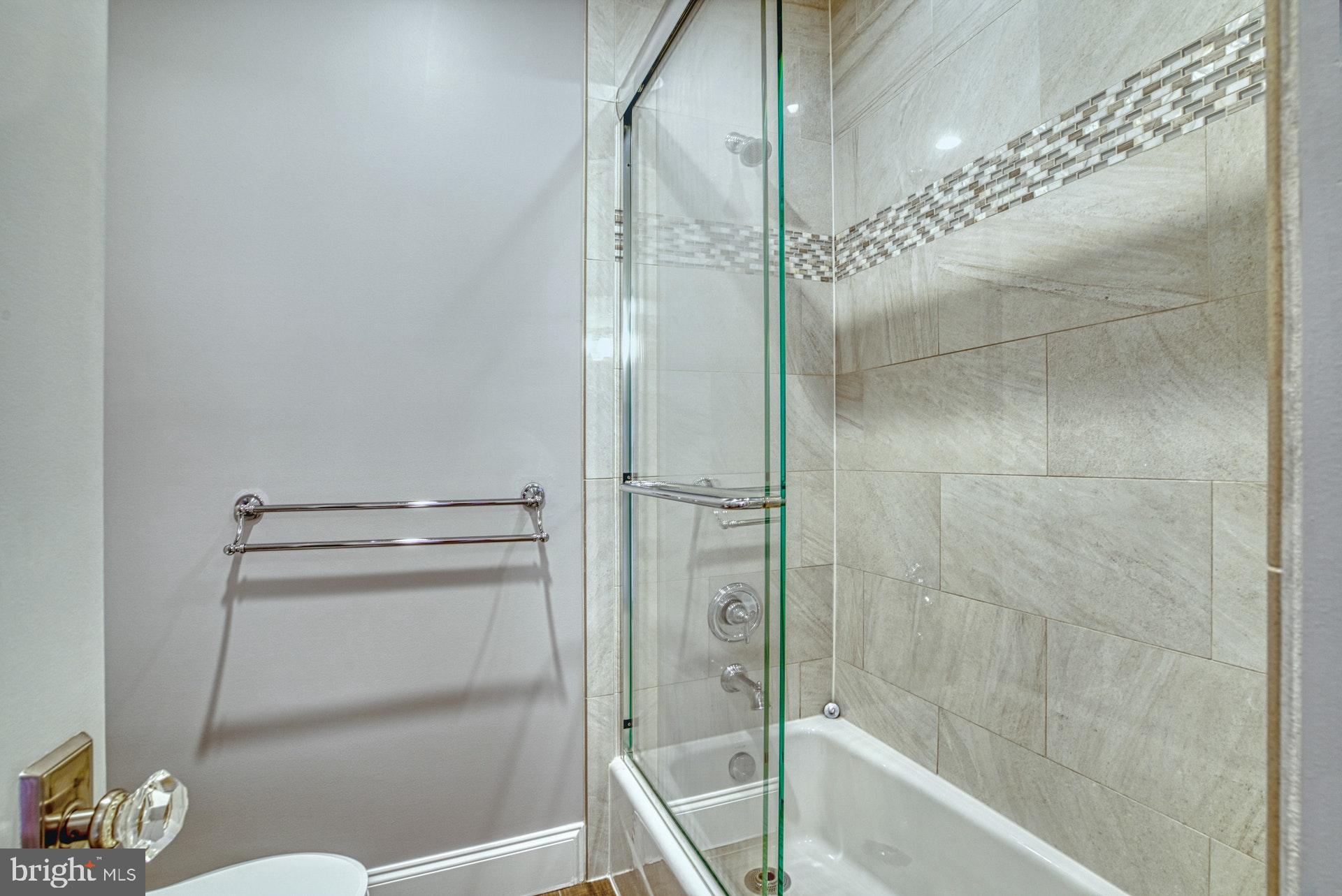 OAKWOOD - Residential