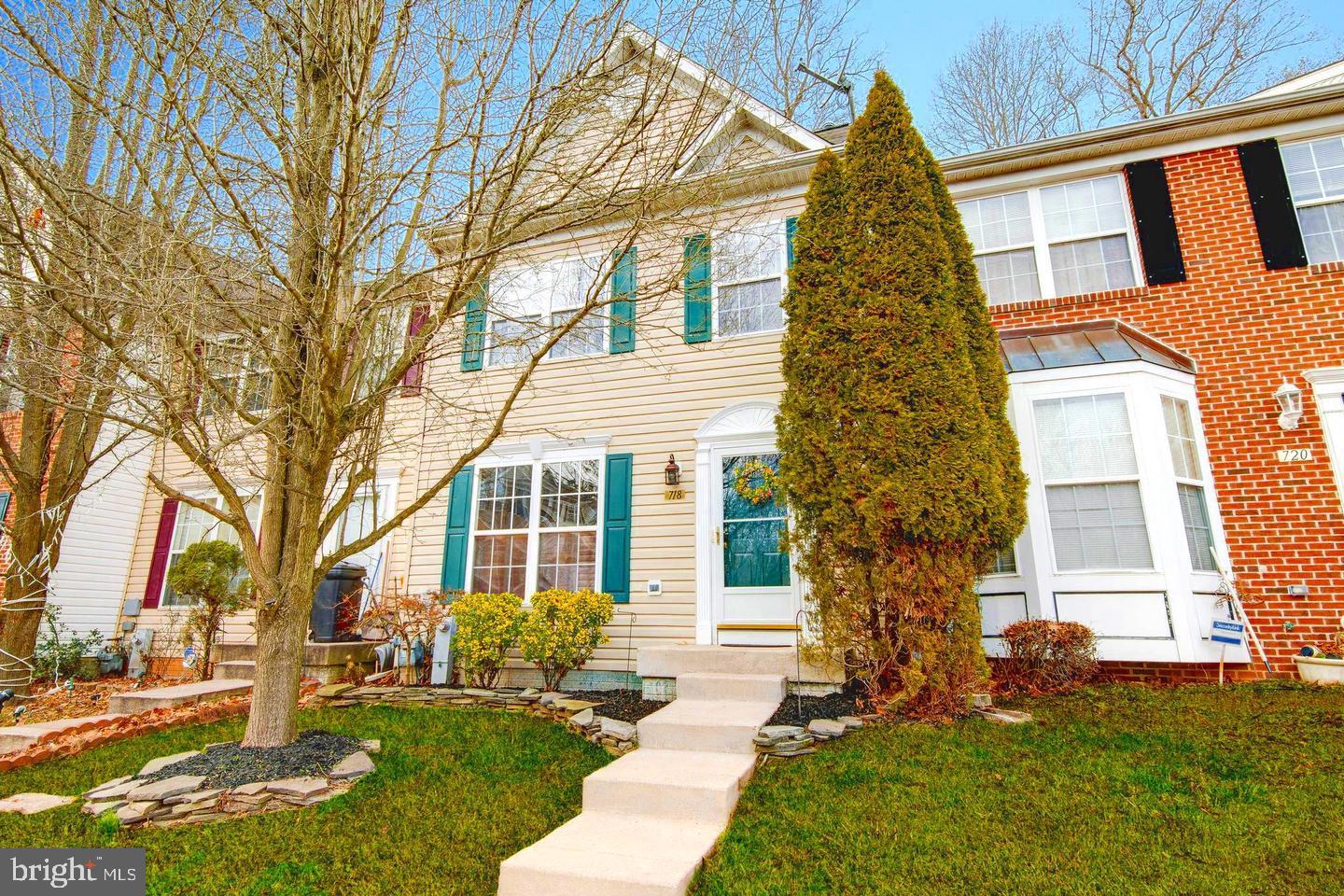 3BR 3.5 BATH w/Loft and Bonus Room: Beautiful home in Winters Run located near the end of the development in a private cul-de sac and backing to wooded area. This spacious townhouse provides close to 2400sqft of living space. Bright and airy. Additional half bath on the main floor. Open kitchen concept with kitchen island, modern appliances, and custom cabinetry. Upgrades include granite countertops in kitchen, new waterproof laminate flooring on main level and bathrooms.2nd Floor- Huge Master Suite complete with vaulted ceilings, Walk-in Closet, Sitting Area. The master bath has a double vanity, corner jetted tub, and separate shower. There are two additional sun-filled bedrooms with great closet space. The third floor features a private loft, large enough for personal office or exercise area. The lower level is perfect for a in-law suite, A separate bonus room with gorgeous custom shelving.