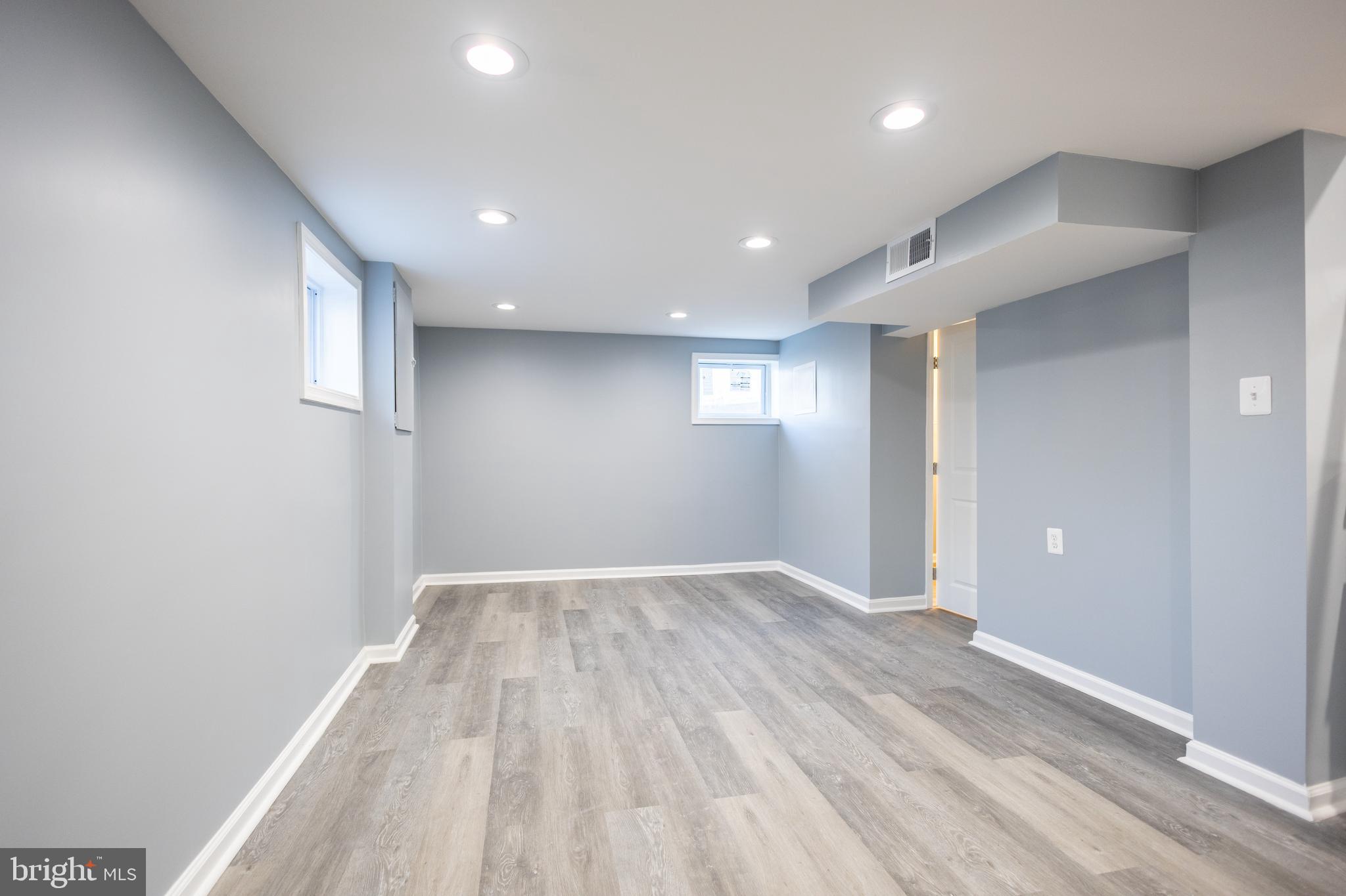 HILLCREST HEIGHTS - Residential Lease