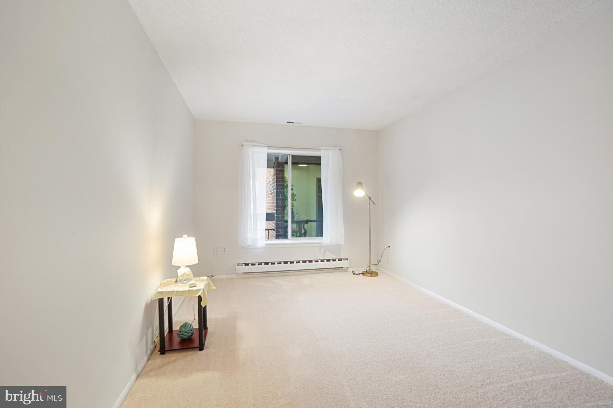 LEISURE WORLD - Residential