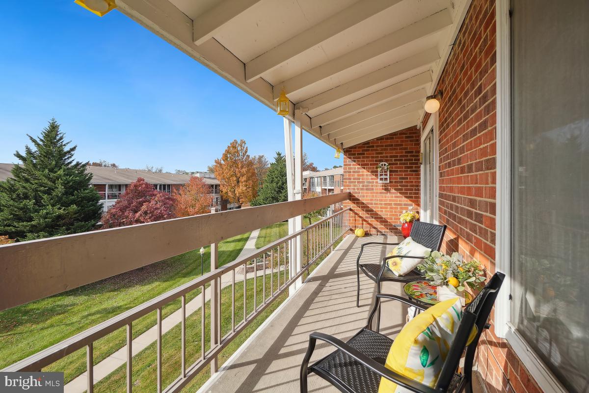 LEISURE WORLD - Residential