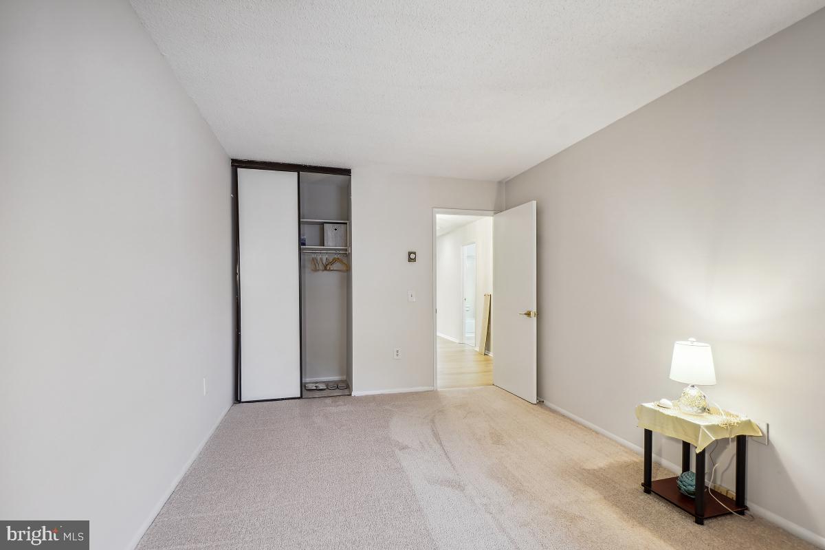 LEISURE WORLD - Residential