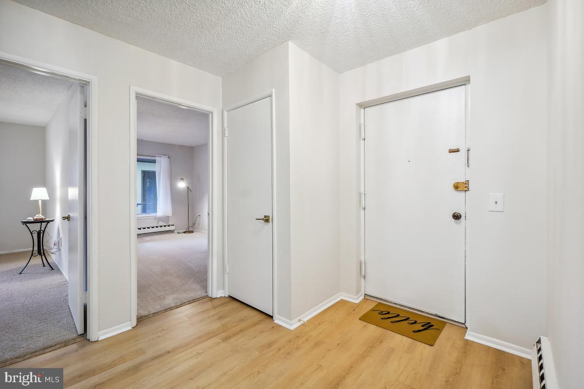 LEISURE WORLD - Residential