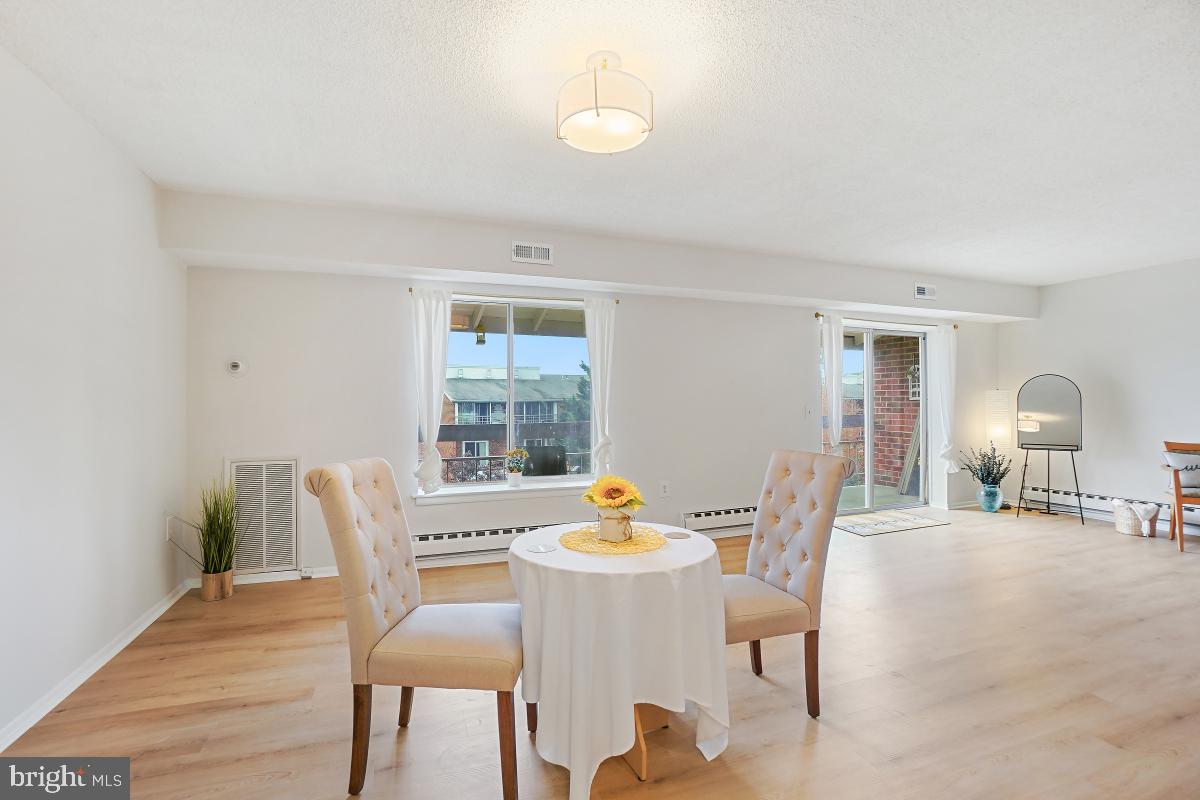 LEISURE WORLD - Residential