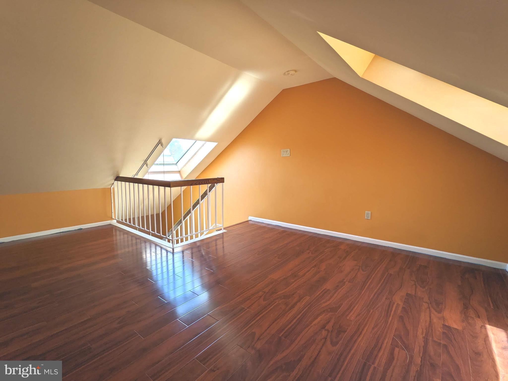 LINDENFIELD - Residential Lease