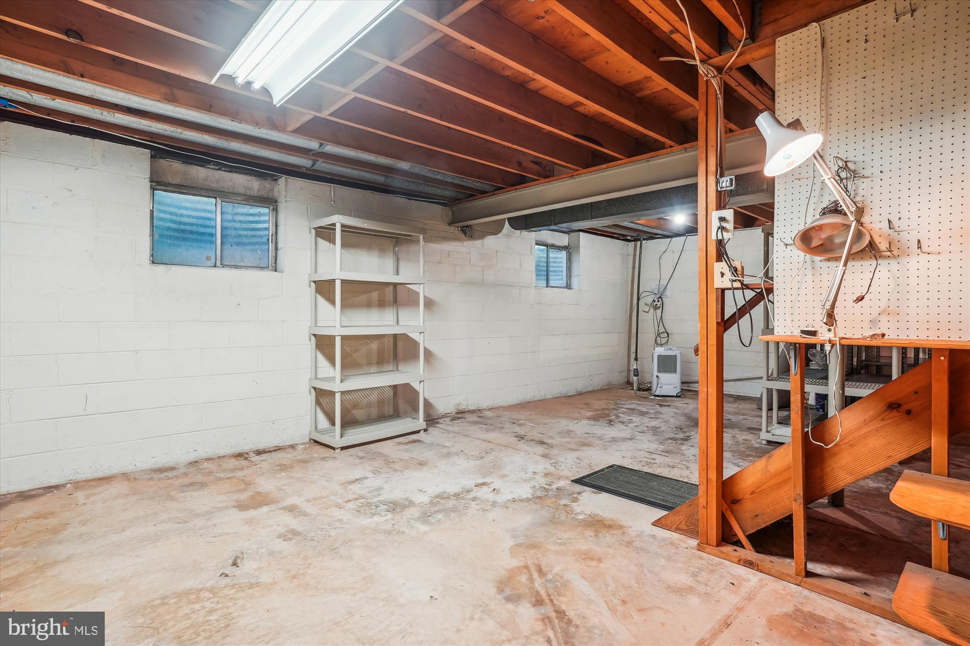 POINT OF WOODS - Residential