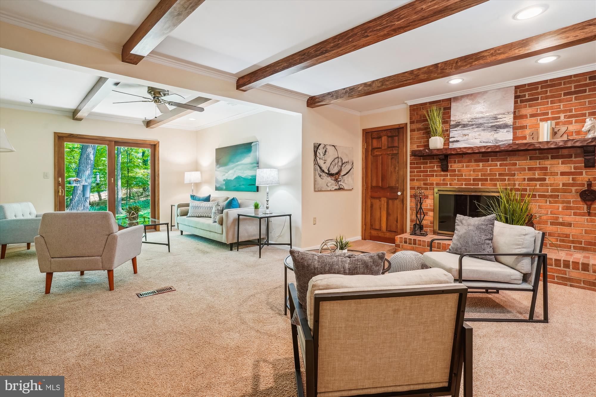 POINT OF WOODS - Residential