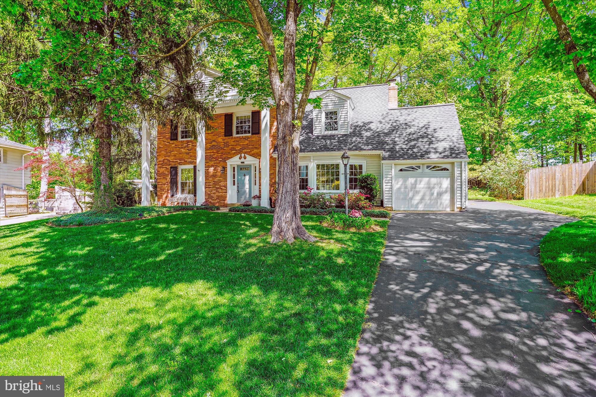 WELCOME TO THIS CHARMING CENTER HALL COLONIAL, PERFECTLY SITUATED ON A CUL-DE-SAC STREET AND SURROUNDED BY MATURE TREES. A BEAUTIFULLY LANDSCAPED YARD INVITES YOU IN. THE FORMAL LIVING ROOM FEATURES HARDWOOD FLOORS AND CROWN MOLDING, WHILE THE DINING ROOM IS ENHANCED WITH CHAIR RAILING AND CROWN MOLDING, CREATING A PERFECT SPACE FOR ENTERTAINING. THE BRIGHT EAT-IN KITCHEN OFFERS PLENTY OF CABINETRY, A CUSTOM TILE BACKSPLASH, AND ACCESS TO A LARGE SCREENED-IN PORCH — AN IDEAL SPOT TO RELAX, DINE, OR ENJOY THE OUTDOORS. THE ADJACENT FAMILY ROOM, WITH WOOD BEAMS AND A BRICK WOOD-BURNING FIREPLACE, PROVIDES A WARM, INVITING SPACE FOR EVERYDAY LIVING.
A MAIN LEVEL LAUNDRY ROOM WITH SIDE-BY-SIDE WASHER/DRYER AND OUTDOOR ACCESS ADDS CONVENIENCE. UPSTAIRS, YOU’LL FIND THE PRIMARY SUITE WITH HARDWOOD FLOORS, TWO CLOSETS, AND A PRIVATE BATH, ALONG WITH THREE ADDITIONAL BEDROOMS AND A FULL HALL BATH. THE UNFINISHED LOWER LEVEL IS READY FOR YOUR CUSTOM TOUCHES. THIS WELL-MAINTAINED HOME OFFERS A RARE OPPORTUNITY IN A PRIME LOCATION! SOME UPDATES/IMPROVEMENTS INCLUDE: UPPER LEVEL STAIRS/HALLWAY CARPET (2025), HOT WATER HEATER (2021), ROOF AND A/C (2016) WINDOWS (2006), FURNACE (2004)