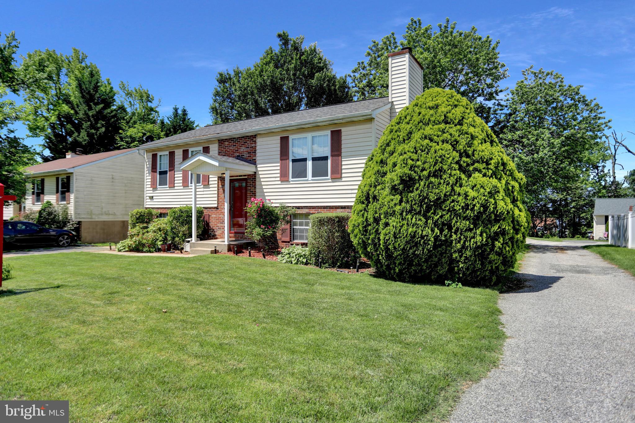 MCCORMICK WOODS - Residential